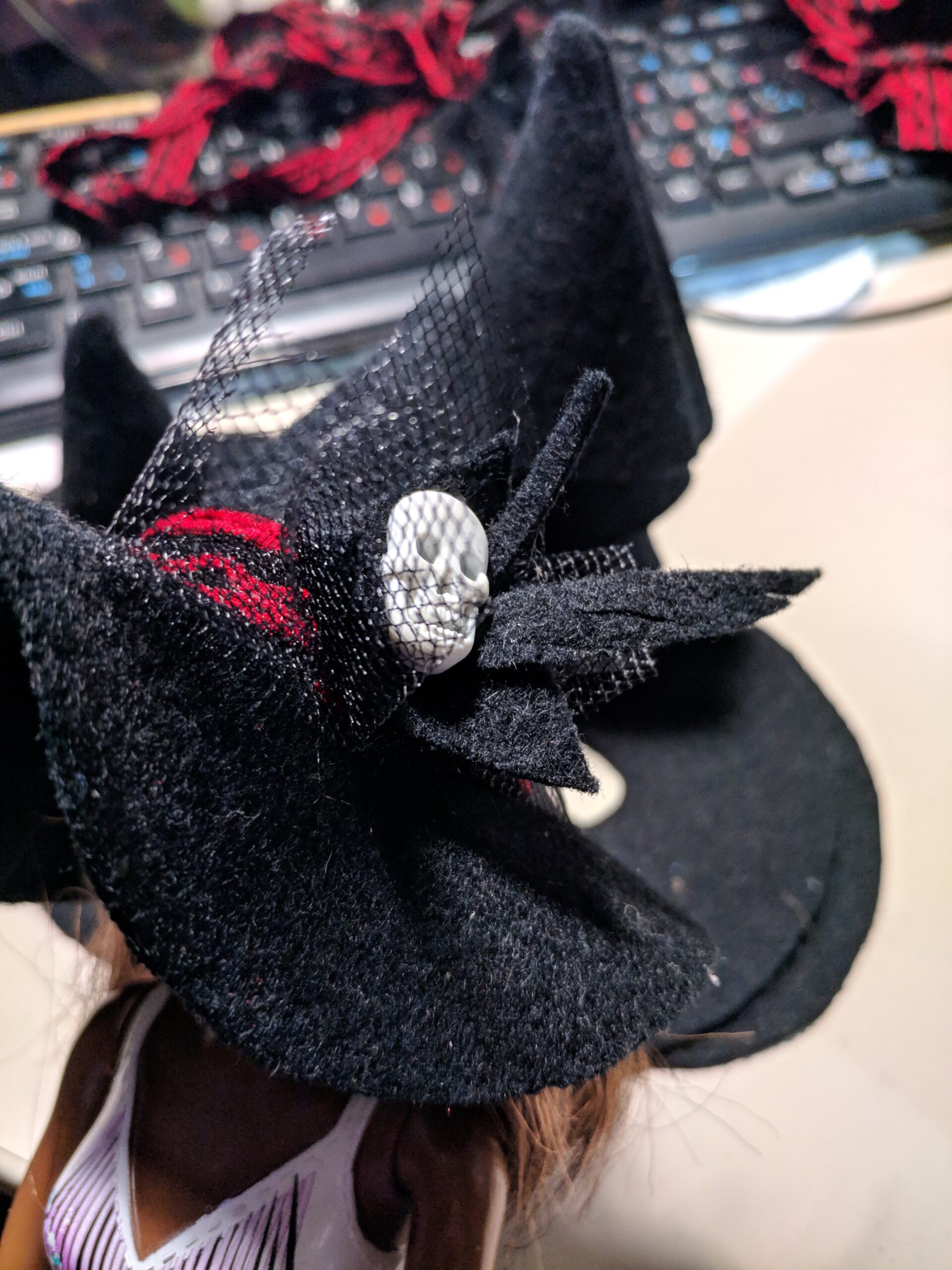 Witch hat – small but real