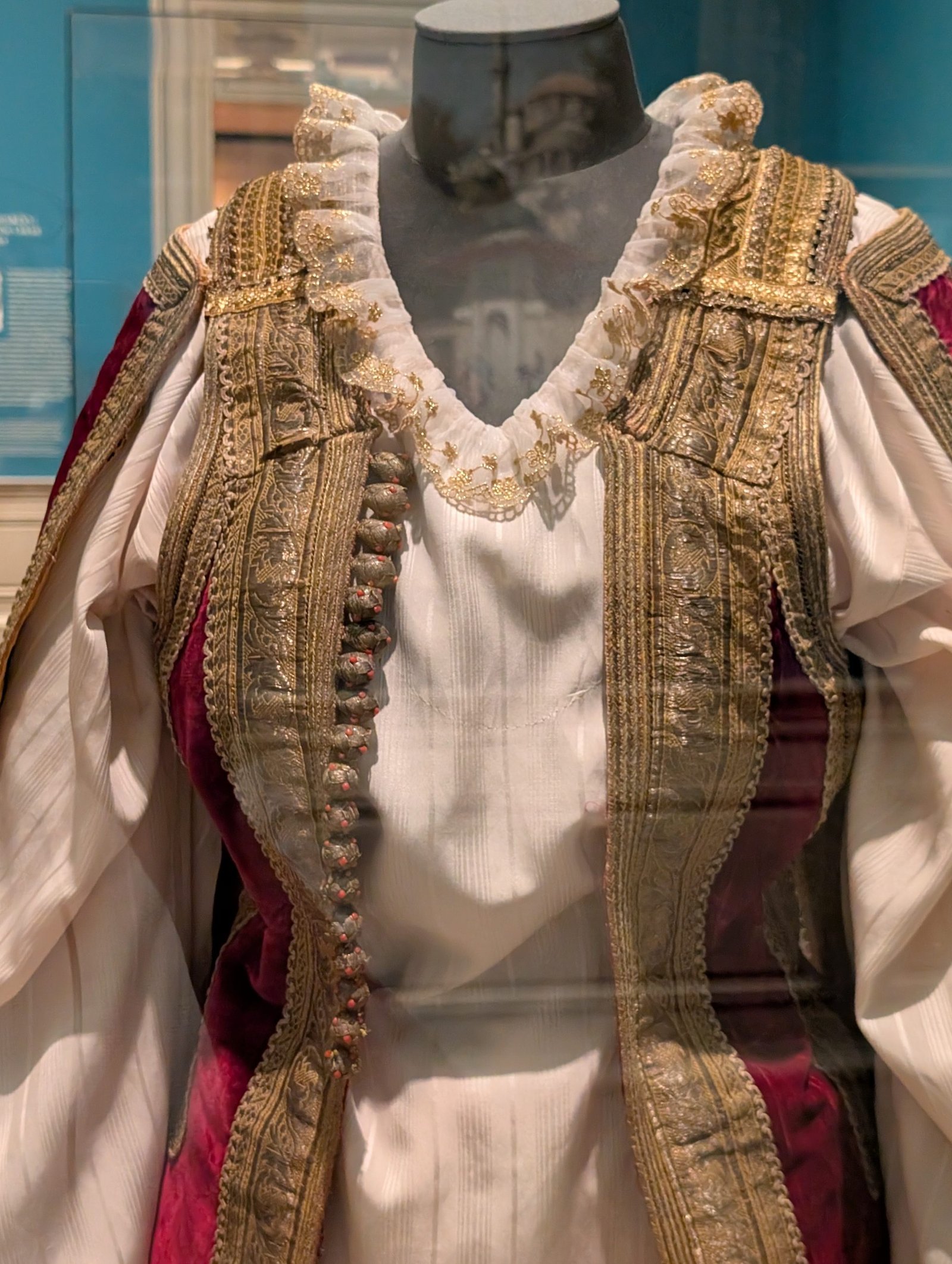 Red Velvet, Gold Trim, and Detachable Sleeve Drama: Balkan Bridal Ensemble